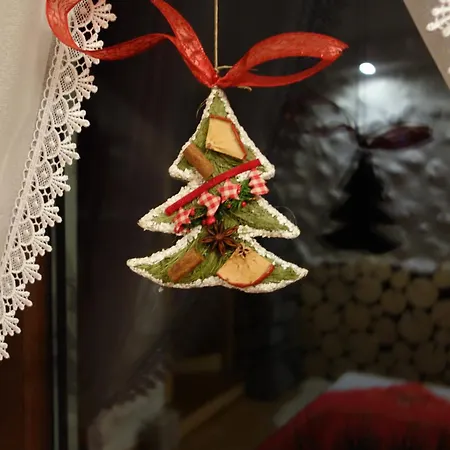 Goscinne U Chycow Apartment *