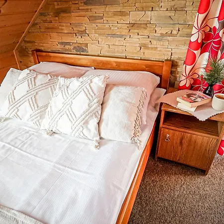 Apartment Goscinne U Chycow *