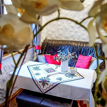 Apartment Goscinne U Chycow Zakopane