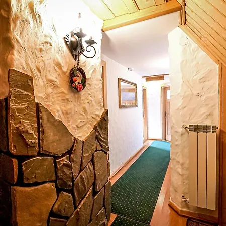 Apartment Goscinne U Chycow