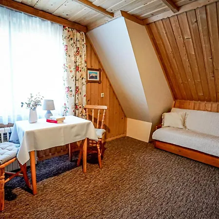 Goscinne U Chycow Apartment *