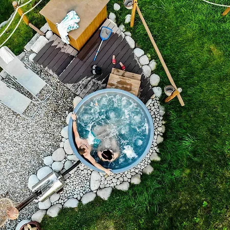 Apartment Goscinne U Chycow *